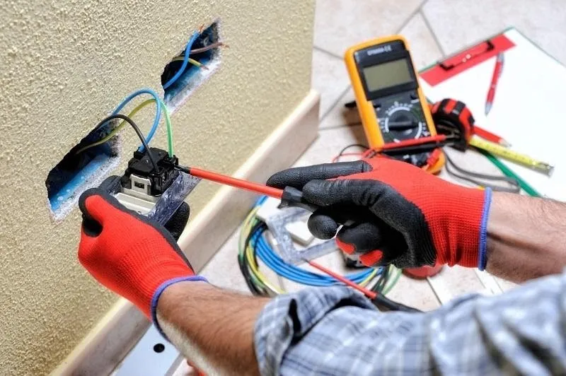 The Role of an Electrician in Home Renovations