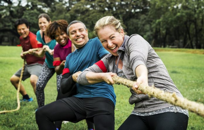 10 Fun and Engaging Team Building Activities